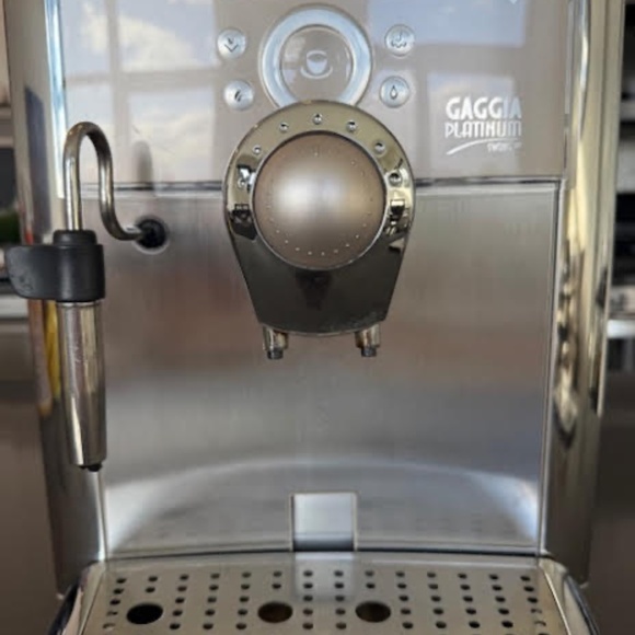 Gaggia Platinum Swing Up Espresso and Coffee Machine - Picture 11 of 16